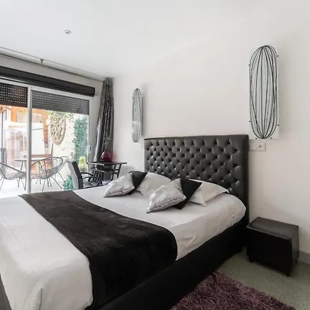 Hotel L'oasis Montparnasse Paris