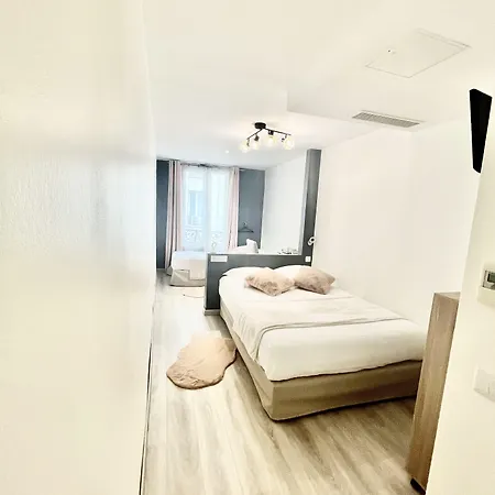 L'oasis Montparnasse Hotel Paris