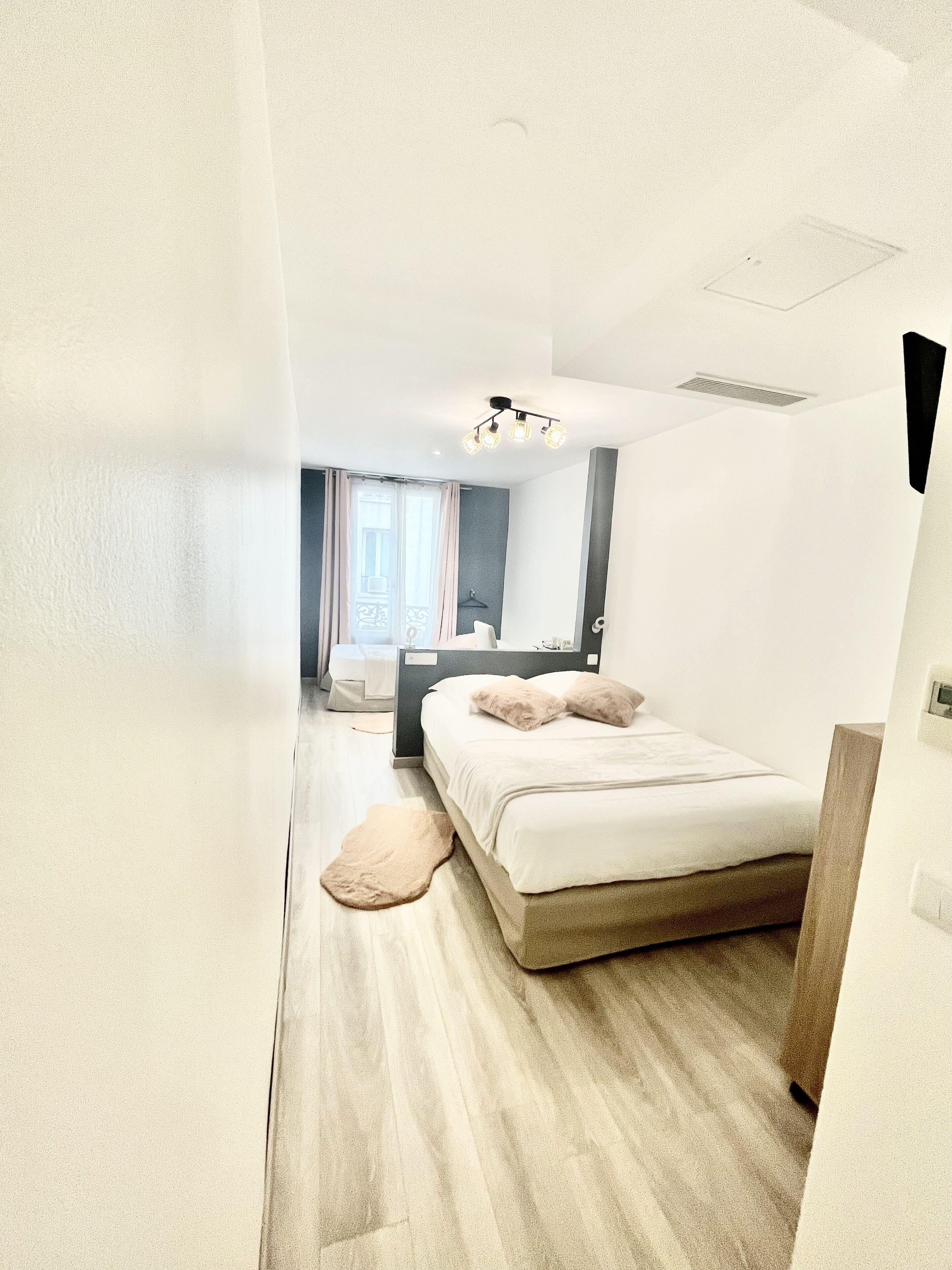 L'oasis Montparnasse Hotel Parigi